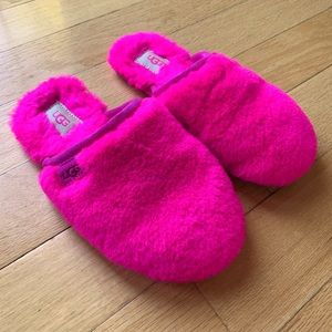 Ugg Fluffette Slipper Hot Pink Size 7 NWOT